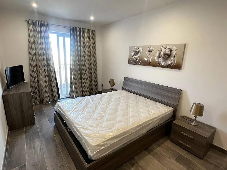 Zejtun 3-Bedroom Modern Apartment